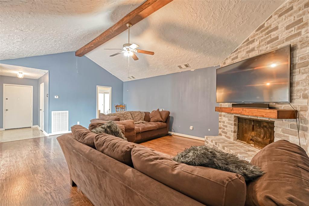 3102 Cherry Hills Drive, Missouri City, TX 77459