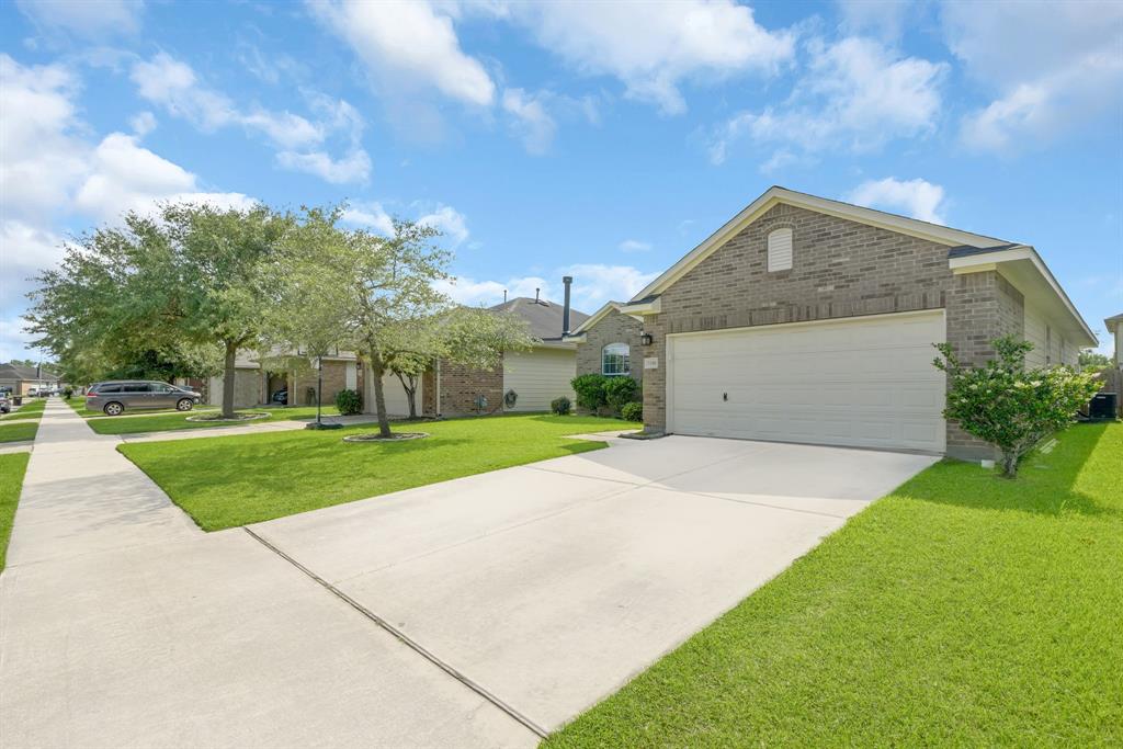 7106 Anaquitas Creek Court, Richmond, TX 77407