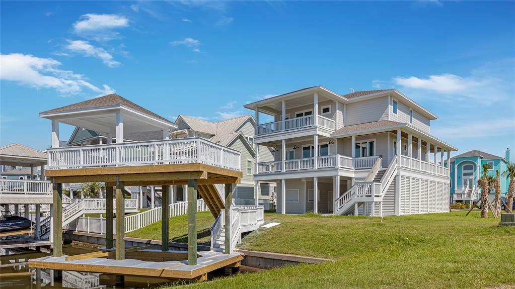4122 Bluewing Teal Court, Galveston, TX 77554
