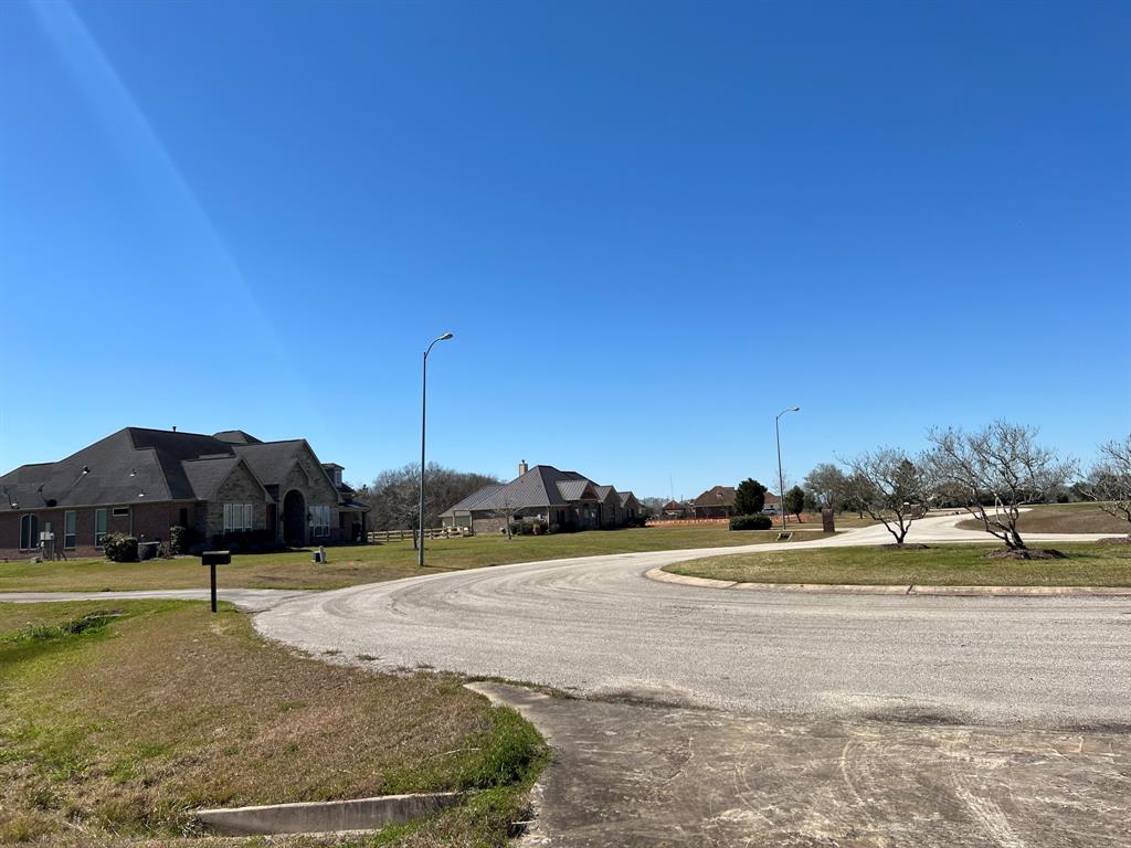 4902 Brazos Lakes Drive, Richmond, TX 77469