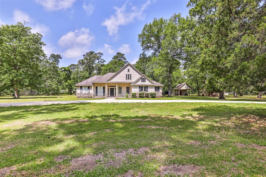 238 County Road 6497, Dayton, TX 77535