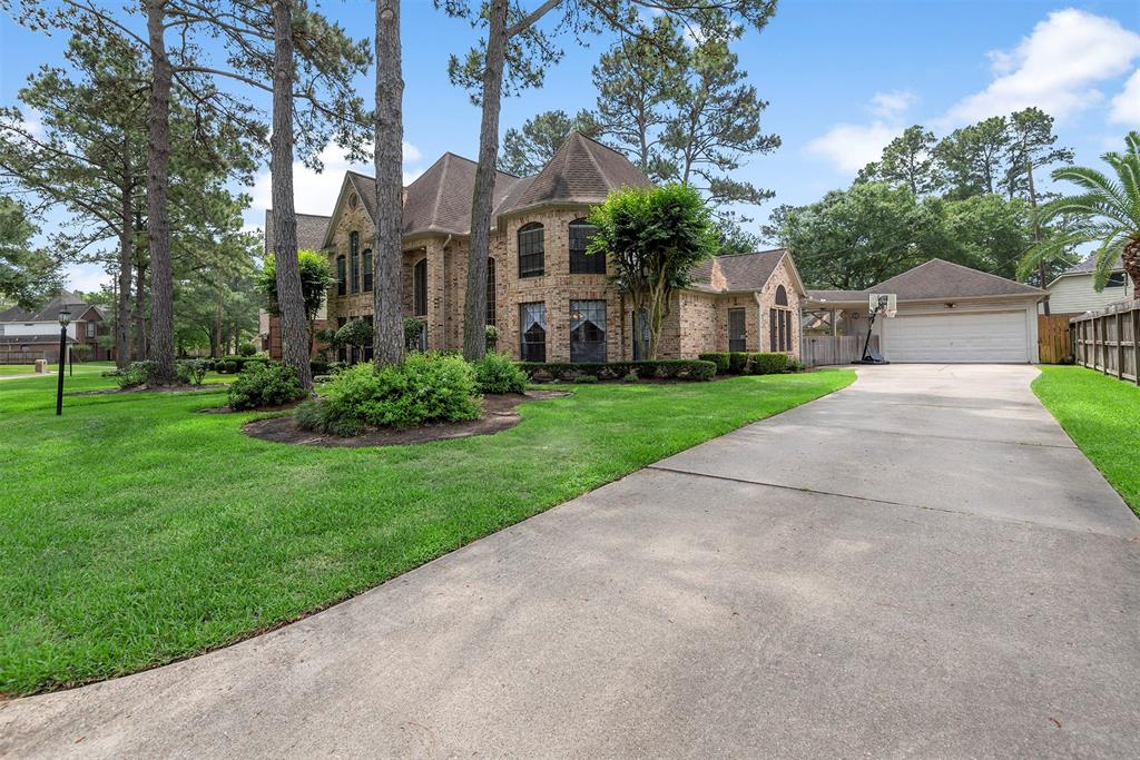 8219 Pine Thistle Lane, Spring, TX 77379