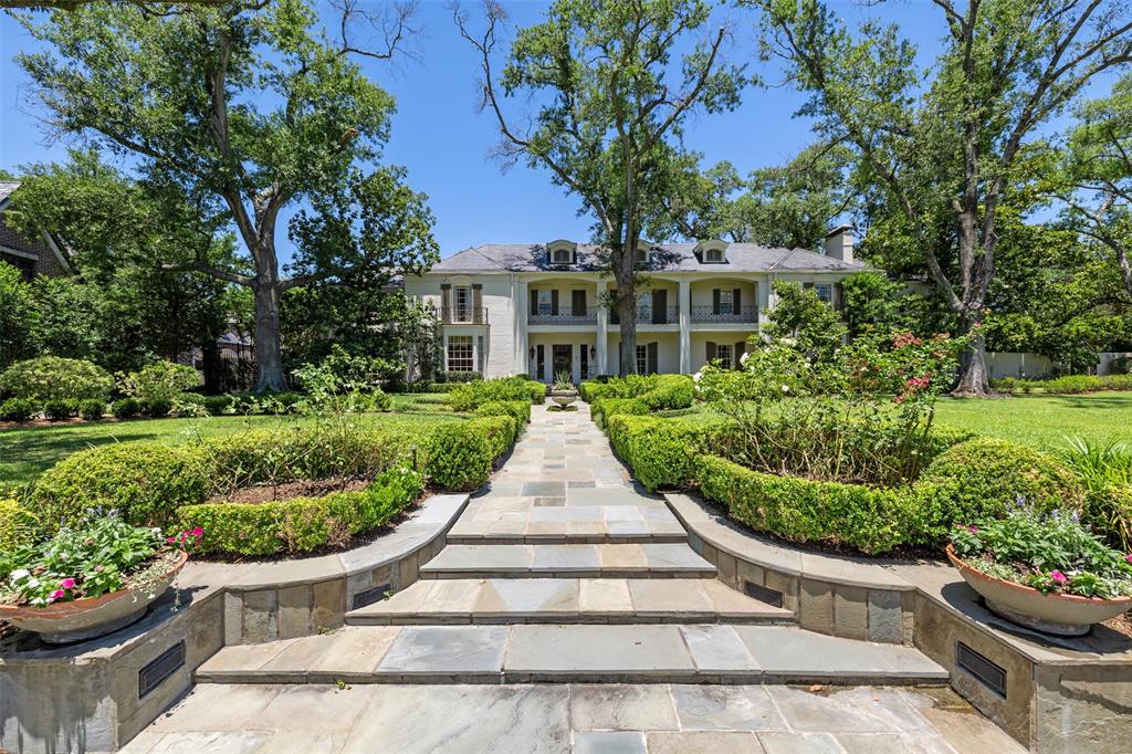 Houston Homes For Sale with Pools Houston Real Estate