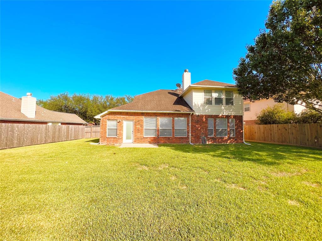 3220 Crescent Bay Drive, League City, TX 77573