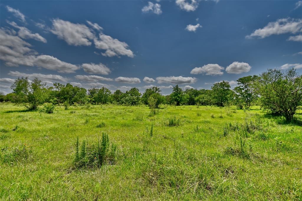 1721 Columbus Road, Sealy, TX 77474