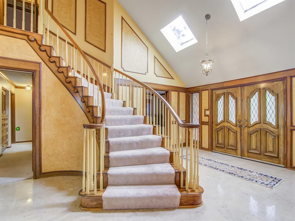 16015 Brook Forest Drive, Houston TX 77059