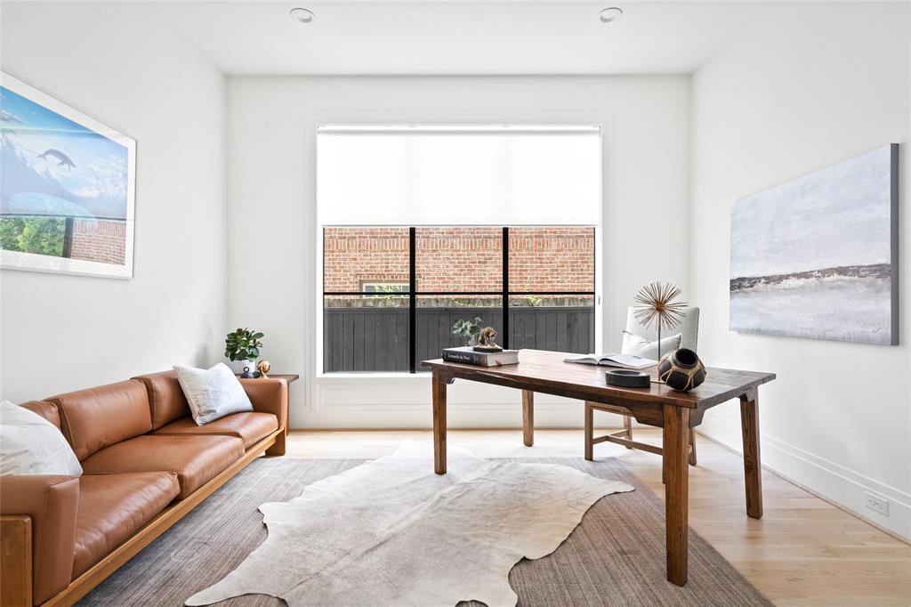 6628 Vanderbilt Street, West University Place, TX 77005