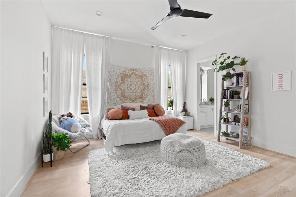 6628 Vanderbilt Street, West University Place, TX 77005