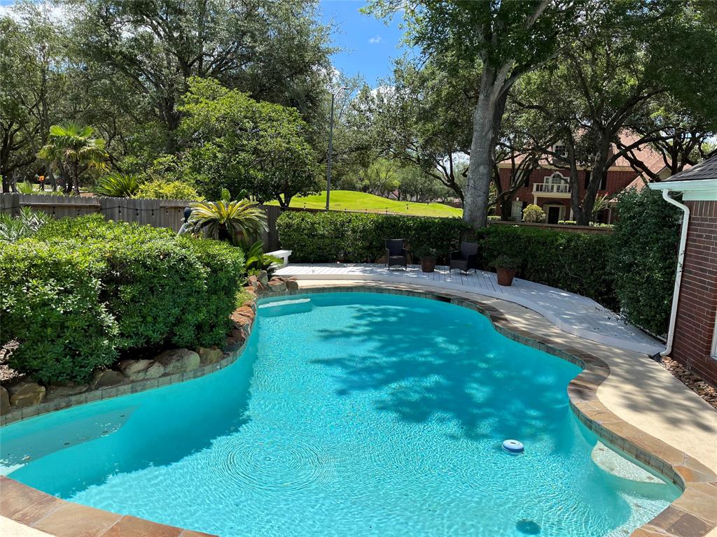 Sold 19 Sarahs Cove, Sugar Land, TX 77479 4 Beds / 3 Full Baths / 1