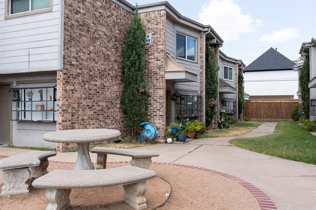 1518 Wirt Road, 9, Houston, TX 77055