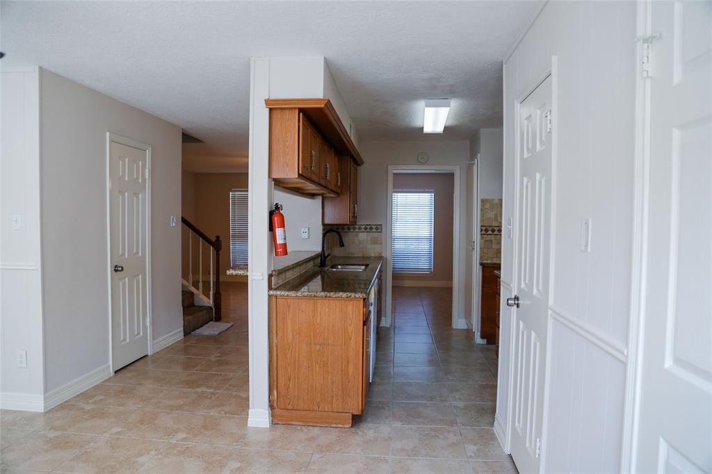 12210 Beamer Road, Houston, TX 77089