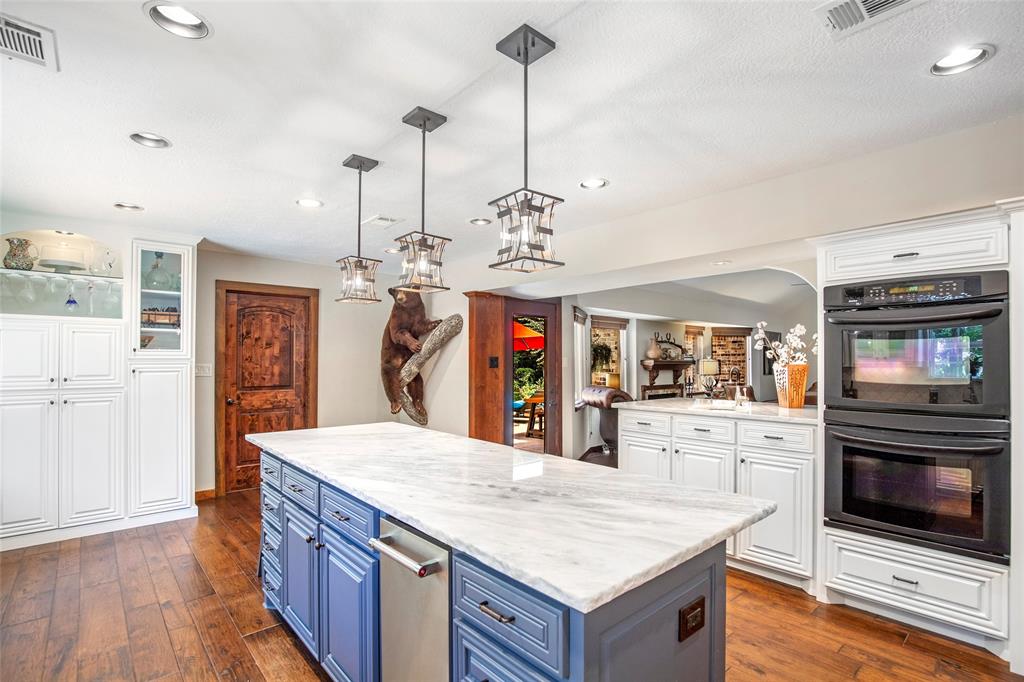 1002 Lisa Lane, Houston, TX 77339