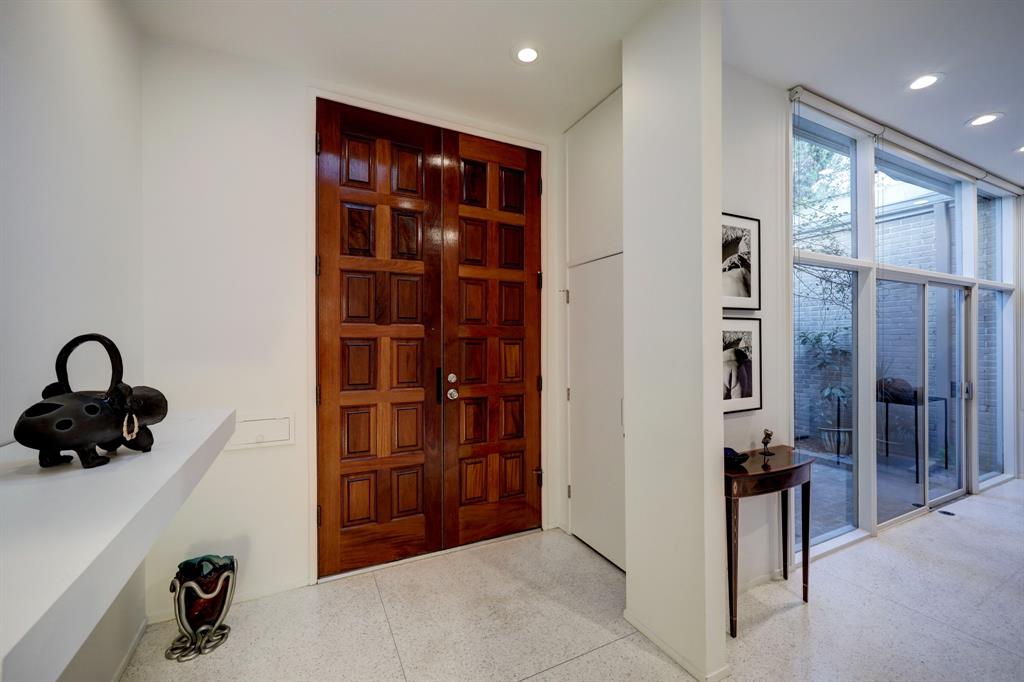 523 Bolton Place, Houston, TX 77024