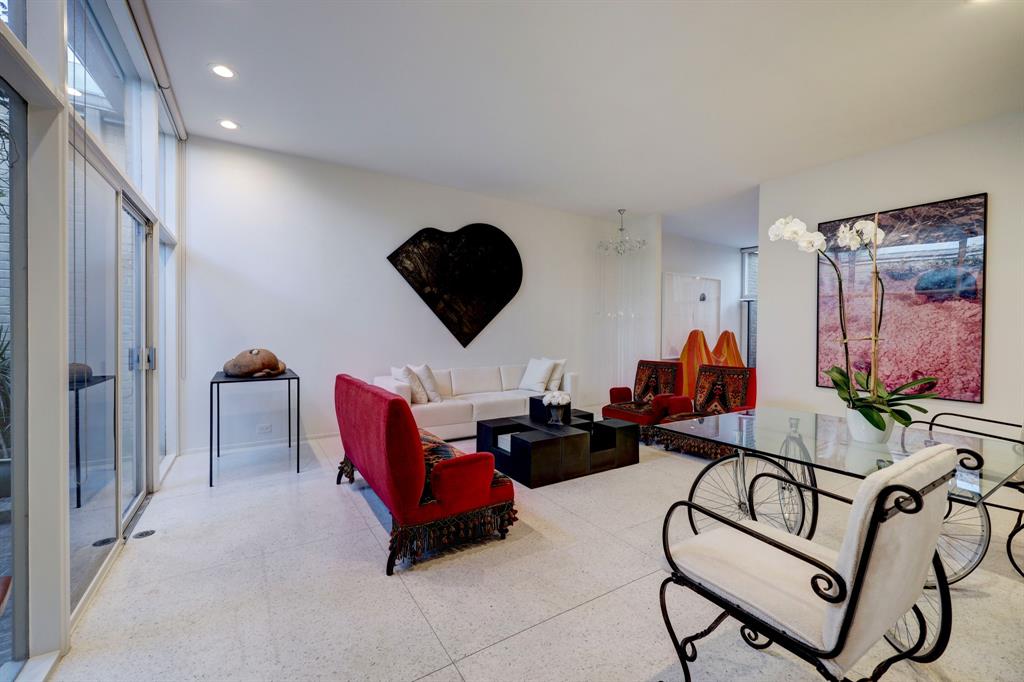 523 Bolton Place, Houston, TX 77024