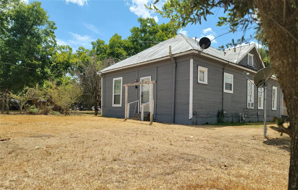 506 9th Street, Hempstead, TX 77445