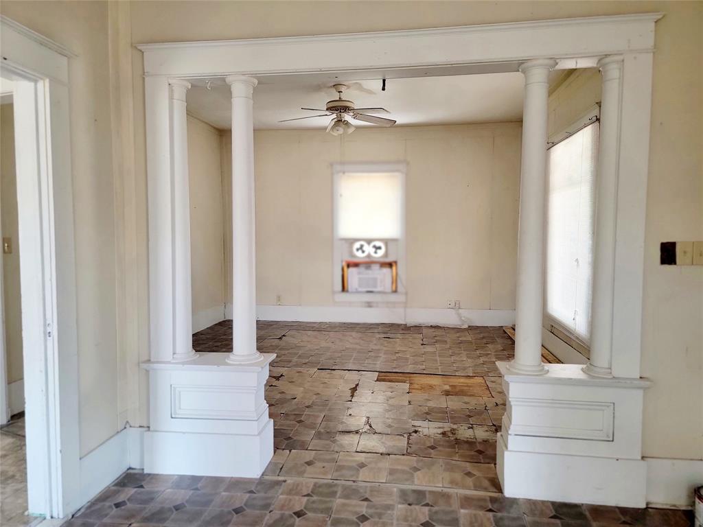 506 9th Street, Hempstead, TX 77445