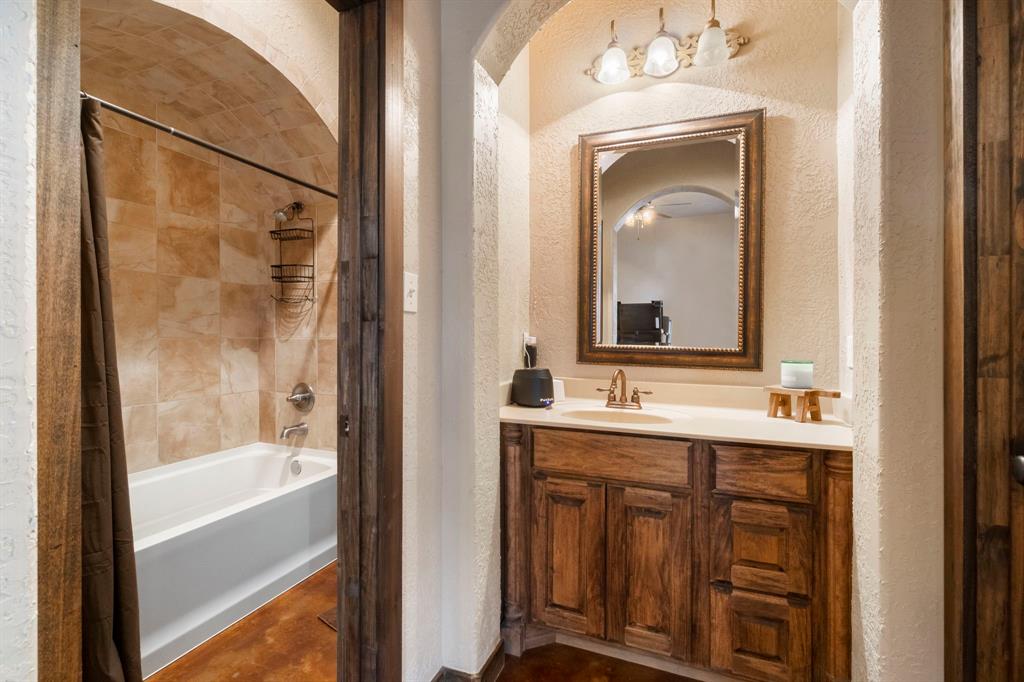 4401 Windermere Lane, Montgomery, TX 77316