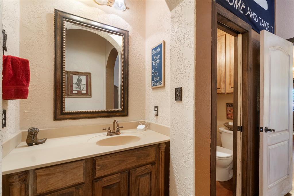 4401 Windermere Lane, Montgomery, TX 77316