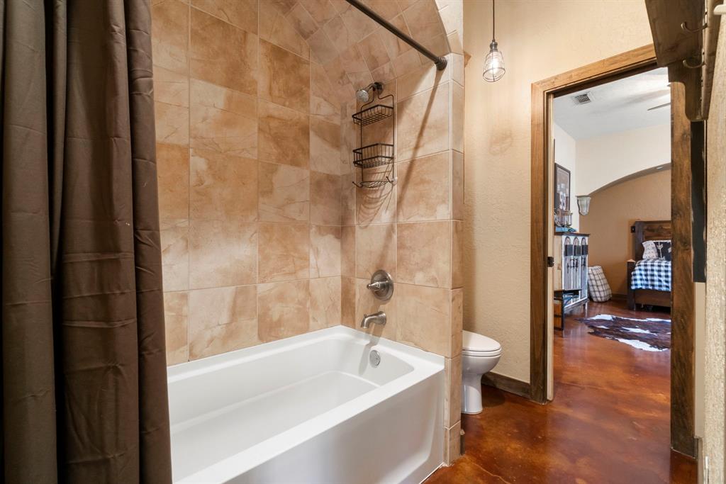 4401 Windermere Lane, Montgomery, TX 77316