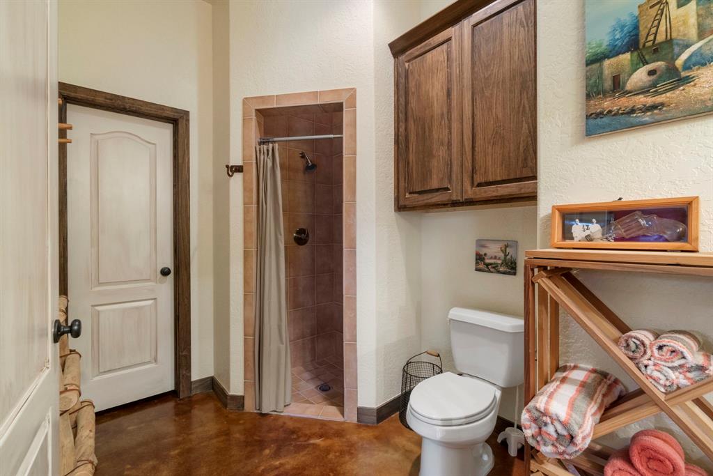 4401 Windermere Lane, Montgomery, TX 77316