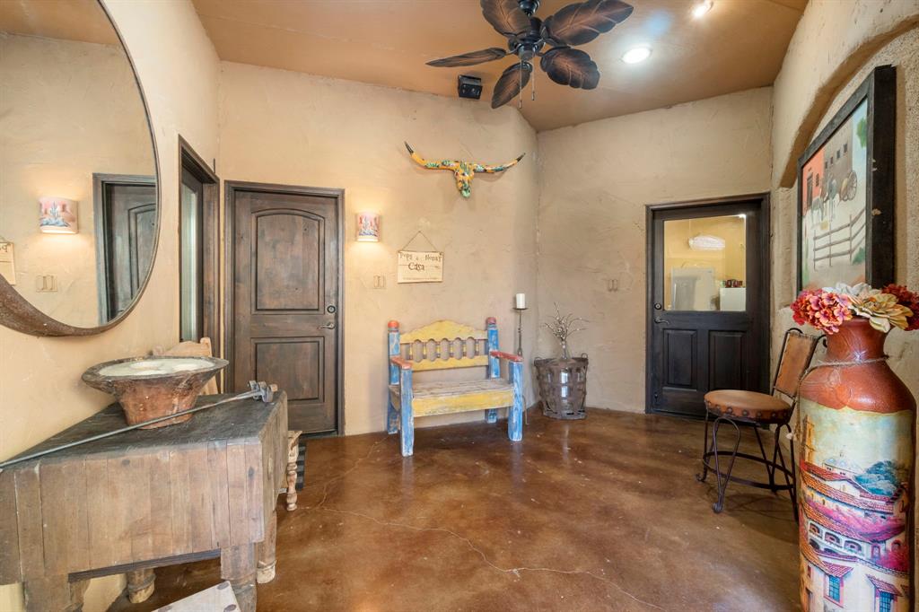 4401 Windermere Lane, Montgomery, TX 77316