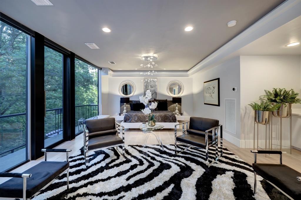 11686 Arrowwood Circle, Piney Point Village, TX 77063