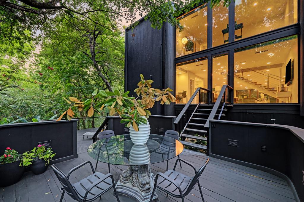 11686 Arrowwood Circle, Piney Point Village, TX 77063