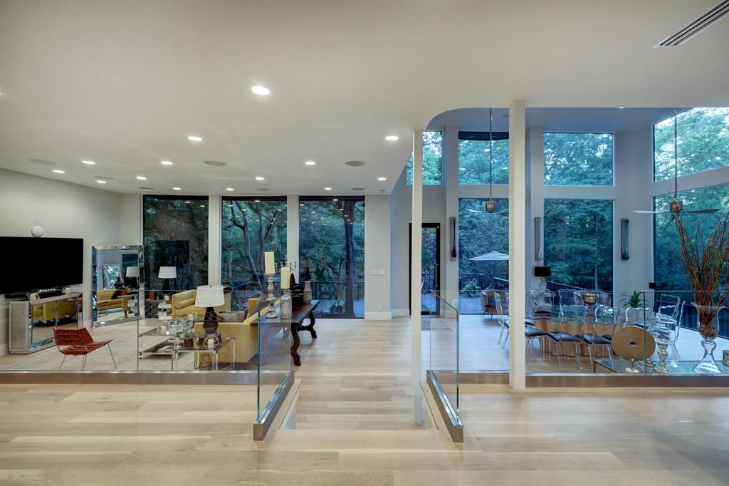 11686 Arrowwood Circle, Piney Point Village, TX 77063