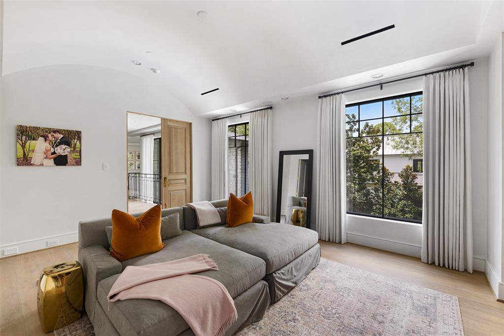 11726 Flintwood Drive, Houston, TX 77024