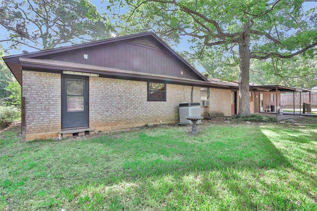 7472 Misty Haven Drive, Conroe, TX 77304