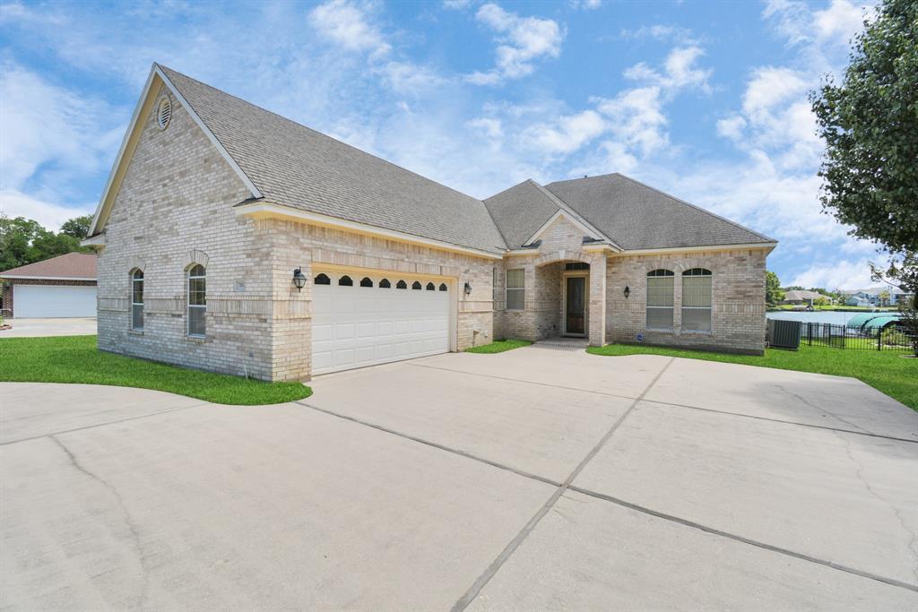 Houses in Seven Coves Willis TX Luxury Homes & Real Estate