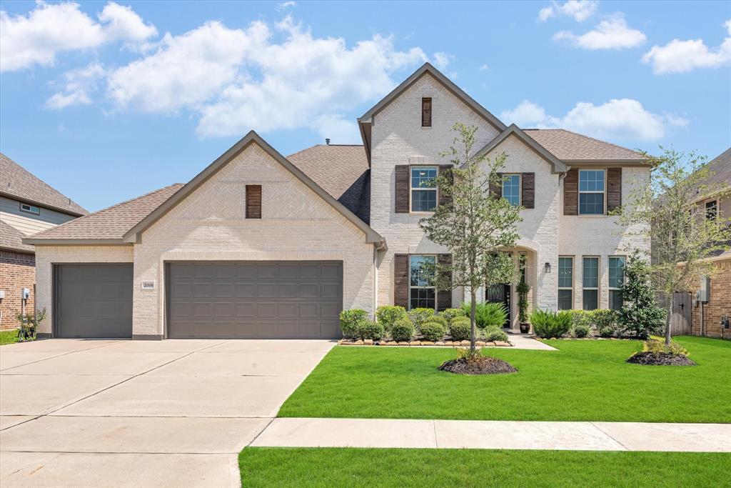 Sold 2006 Cranbrook Ridge Lane, Sugar Land, TX 77479 5 Beds / 4 Full