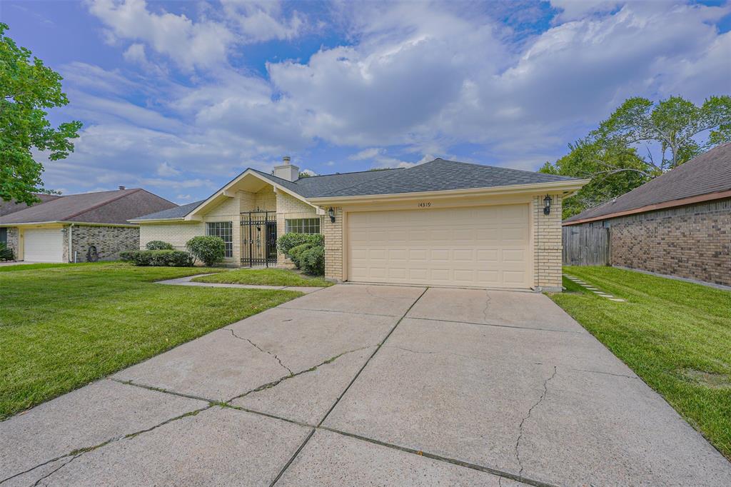 14319 Woodline Drive, Houston, TX 77015
