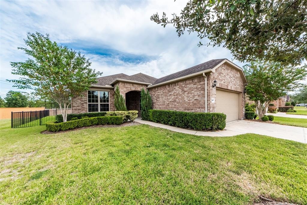 VILLAGE AT TUSCAN LAKES subdivision homes for sale & League City Tx Real Estate