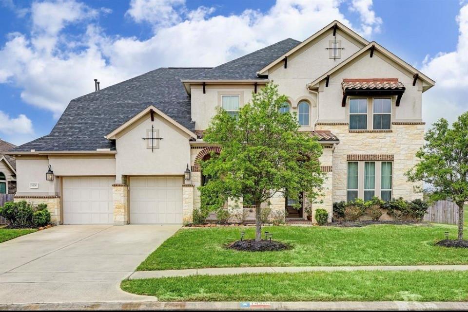 Sold 1426 Hicks Field Lane, League City, TX 77573 5 Beds / 4 Full