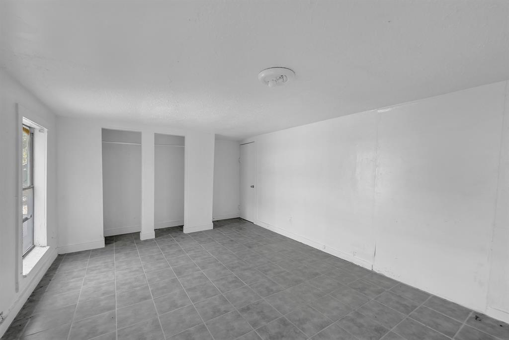 7032 Avenue P, Houston, TX 77011