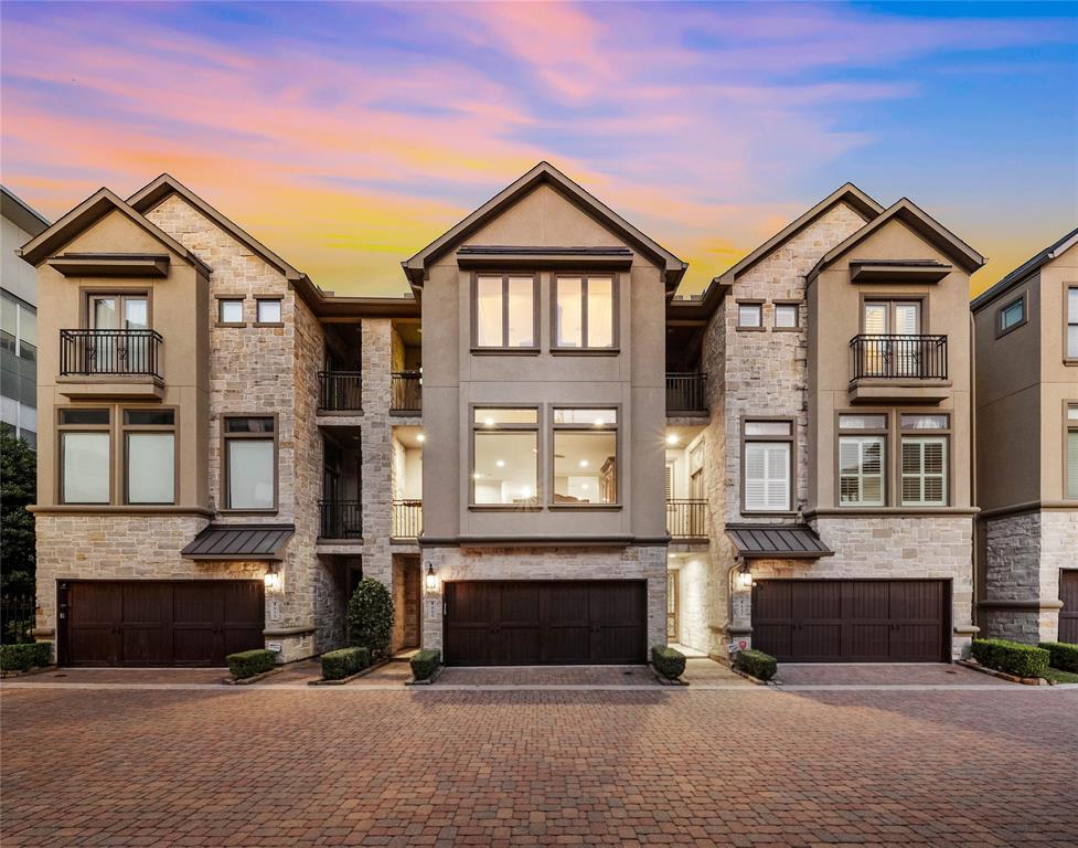 CITY CENTRE BROWNSTONES Condos For Sale in HOUSTON Houston Condo Mania!