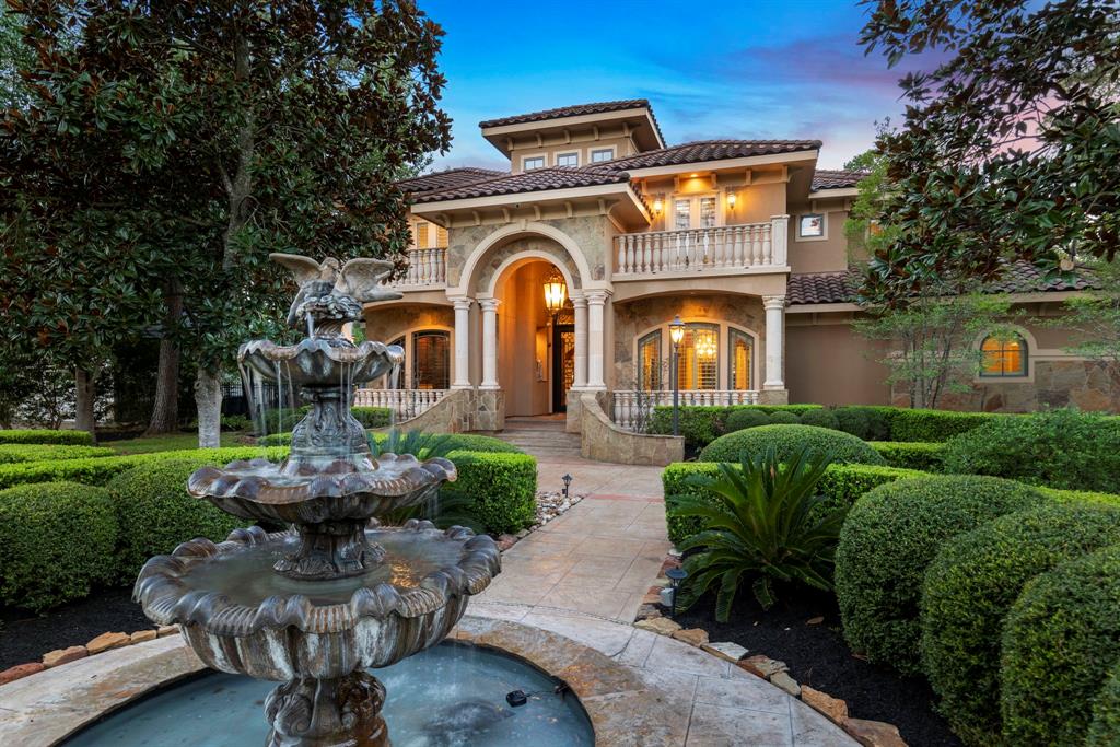 35 Hildene Way, The Woodlands, TX 77382