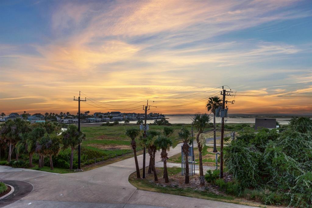 Galveston Canal Homes for Sale Sand `N Sea Bay Houses