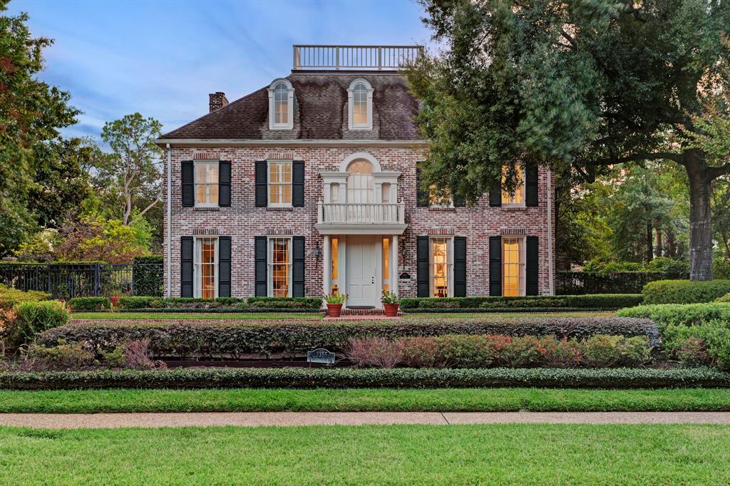 Houston Homes For Sale with Pools Houston Real Estate