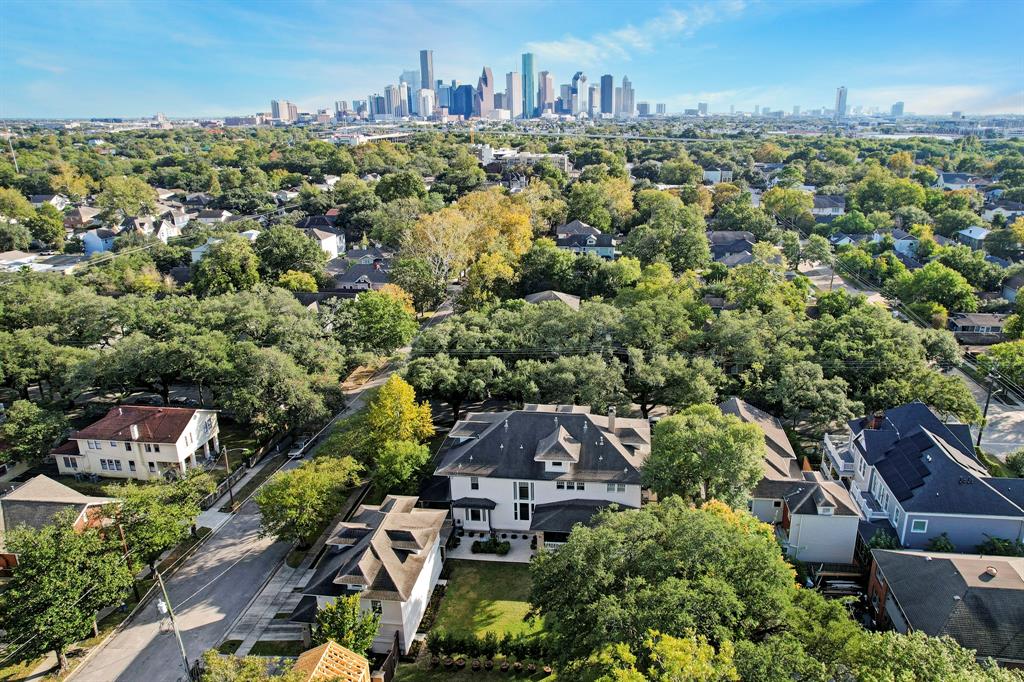 205 Bayland Avenue, Houston, TX 77009