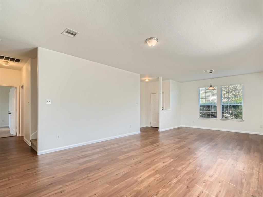 3926 Hawthorne Glen Court, Fresno, TX 77545