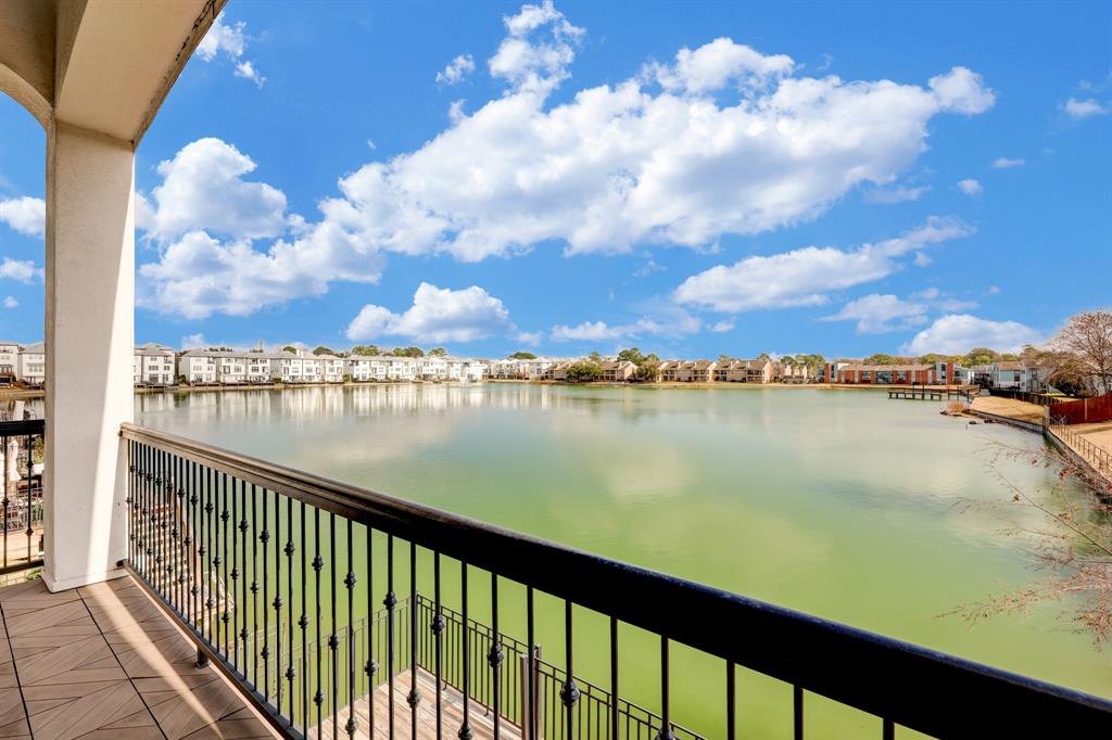 2102 Lakeshore Edge Drive, Houston, TX 77080
