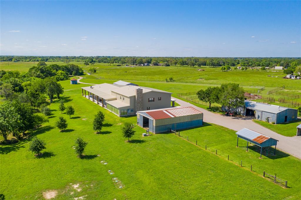 21735 Fm 1887 Rd, Hempstead, TX 77445