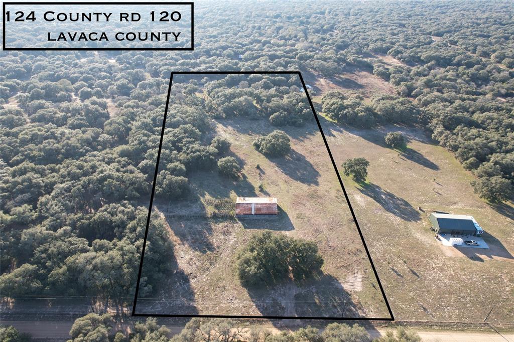 Country Homes/Acreage for sale in Hallettsville, Texas, 50444032