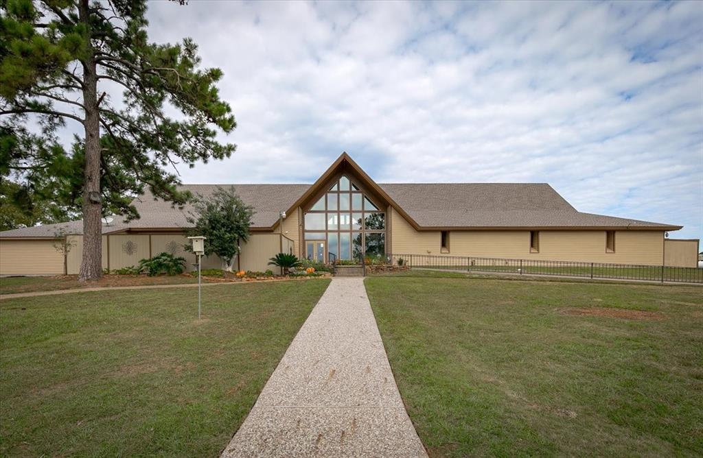 65 Creekside St, Trinity, TX 75862