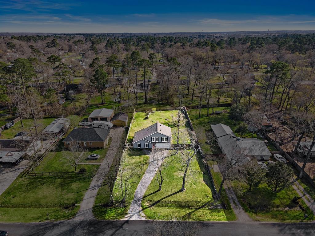 4938 Magnolia Ln, Old RiverWinfree, TX 77535