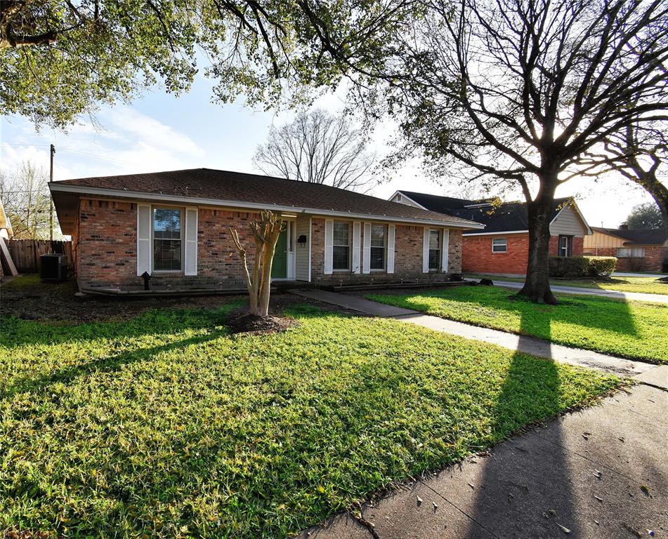 314 Viceroy Drive, Houston TX 77034