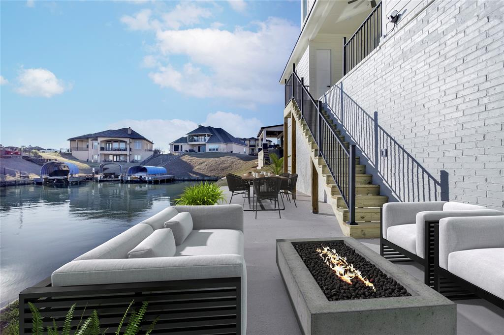 WillisFrenchQuarterOnLakeConroe