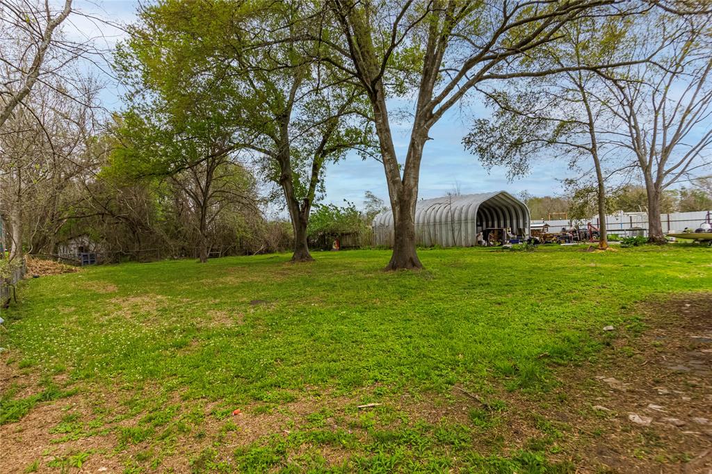 5311 Pine Ave, Pasadena, TX 77503